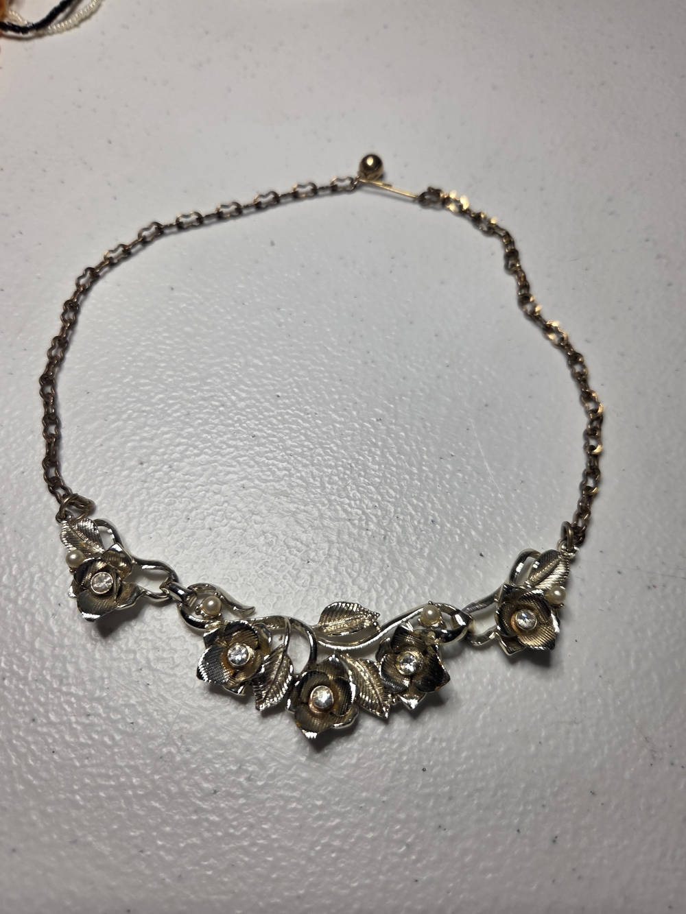 Vintage Mid-Century Brushed Two Tone Floral Choker Necklace Rhinestone Pearl